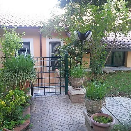Porta Bazzano Bed & Breakfast