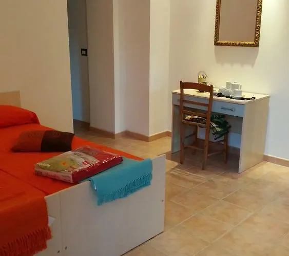 Porta Bazzano Oda ve Kahvaltı 3*