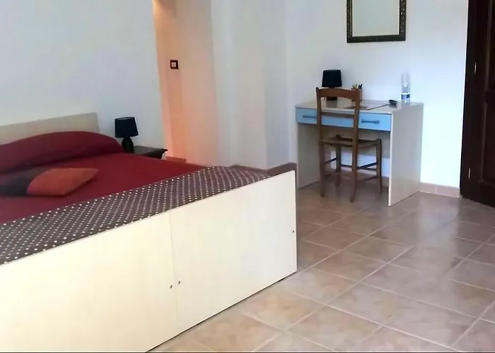 Porta Bazzano Oda ve Kahvaltı 3*